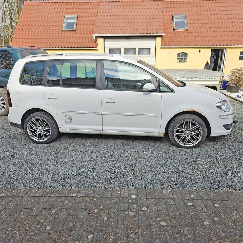 VW Touran Van 2,0 tdi automatisk - Car: picture 2 VW Touran Van 2,0 tdi automatisk - Car: picture 2