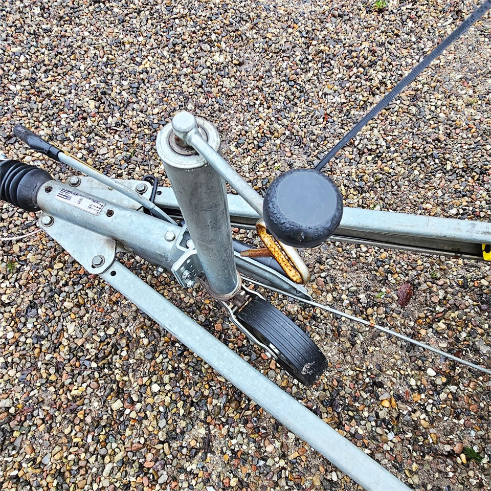 Car trailer Variant 3015mt: picture 9