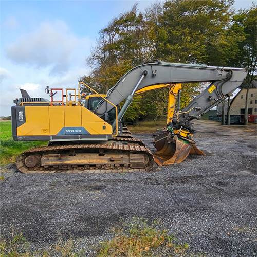 Volvo EC300 EL - Crawler excavator: picture 2 Volvo EC300 EL - Crawler excavator: picture 2
