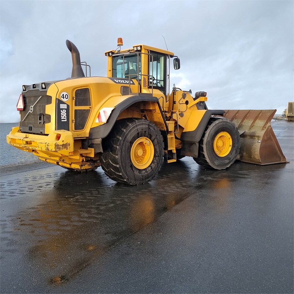 Volvo L150G - Wheel loader: picture 3 Volvo L150G - Wheel loader: picture 3