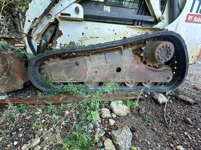 Compact track loader Bobcat T190: picture 8