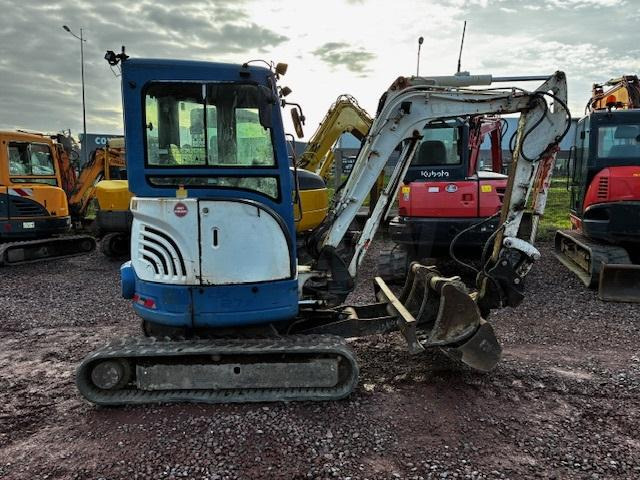Doosan DX 27Z - Mini excavator: picture 3 Doosan DX 27Z - Mini excavator: picture 3