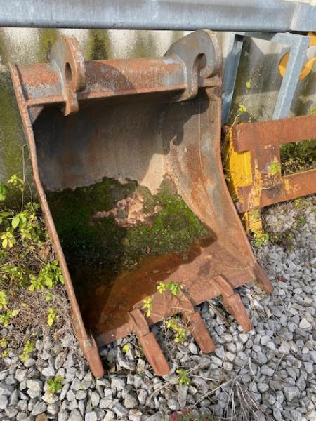 Wheel excavator Furukawa W 735: picture 14