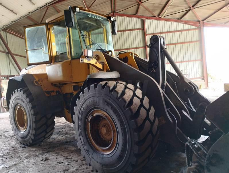 Volvo L 110 E - Wheel loader: picture 4 Volvo L 110 E - Wheel loader: picture 4