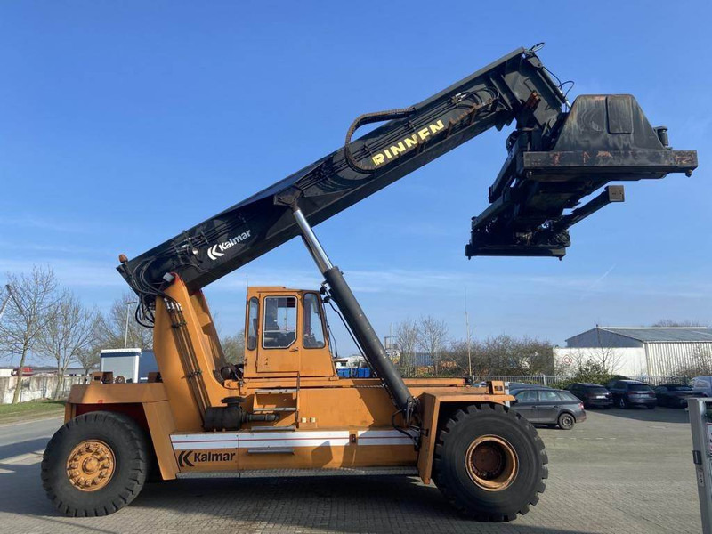 Kalmar DC4560RC4 - Reach stacker: picture 1 Kalmar DC4560RC4 - Reach stacker: picture 1
