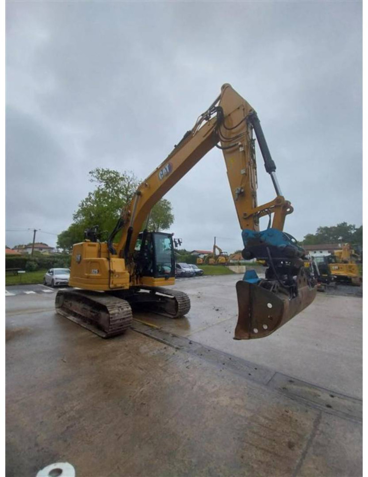 CAT 325 - Crawler excavator: picture 3 CAT 325 - Crawler excavator: picture 3