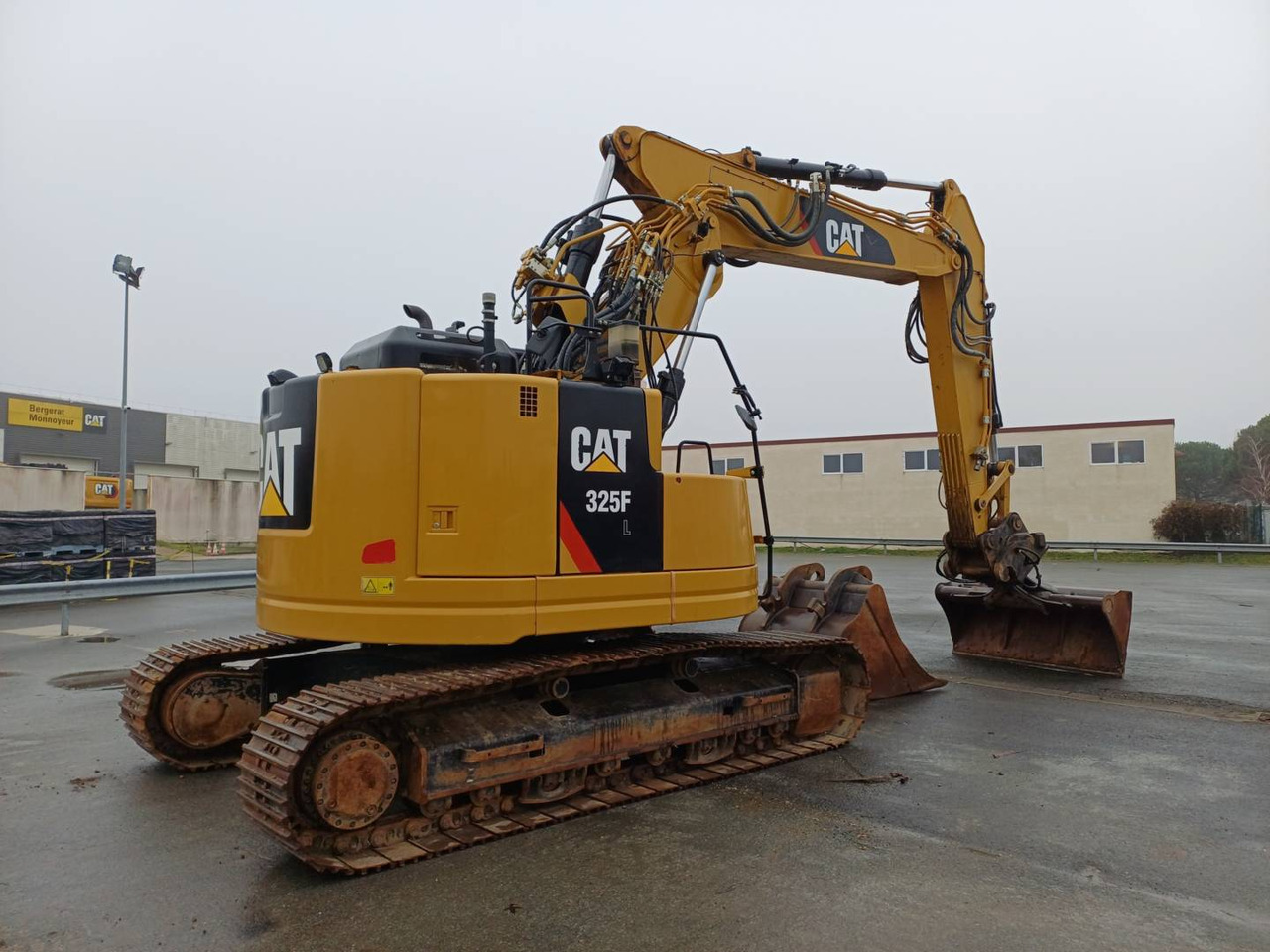 CAT 325F CR - Crawler excavator: picture 4 CAT 325F CR - Crawler excavator: picture 4