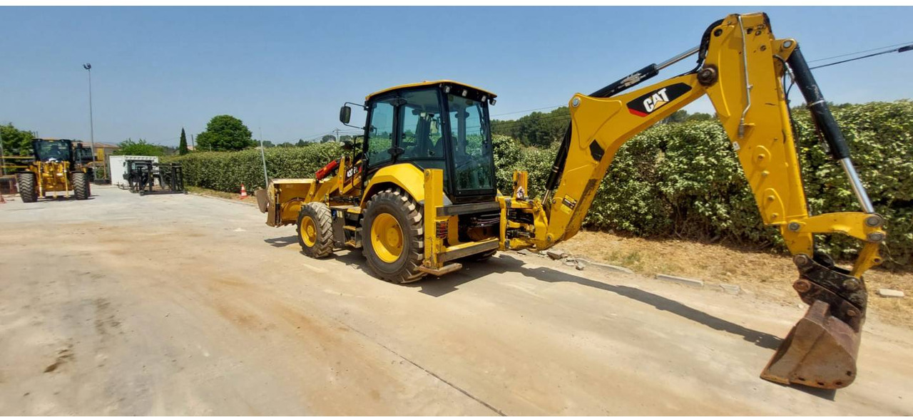CAT 432F2 - Backhoe loader: picture 2 CAT 432F2 - Backhoe loader: picture 2
