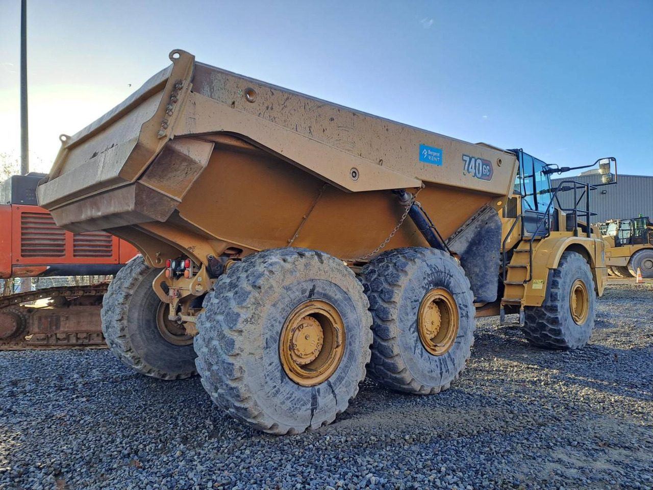 CAT 740GC - Articulated dumper: picture 4 CAT 740GC - Articulated dumper: picture 4