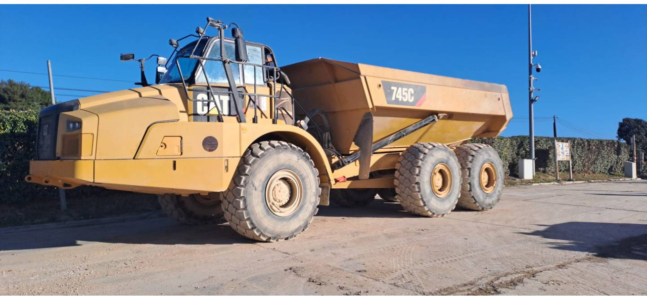 CAT 745C - Articulated dumper: picture 2 CAT 745C - Articulated dumper: picture 2