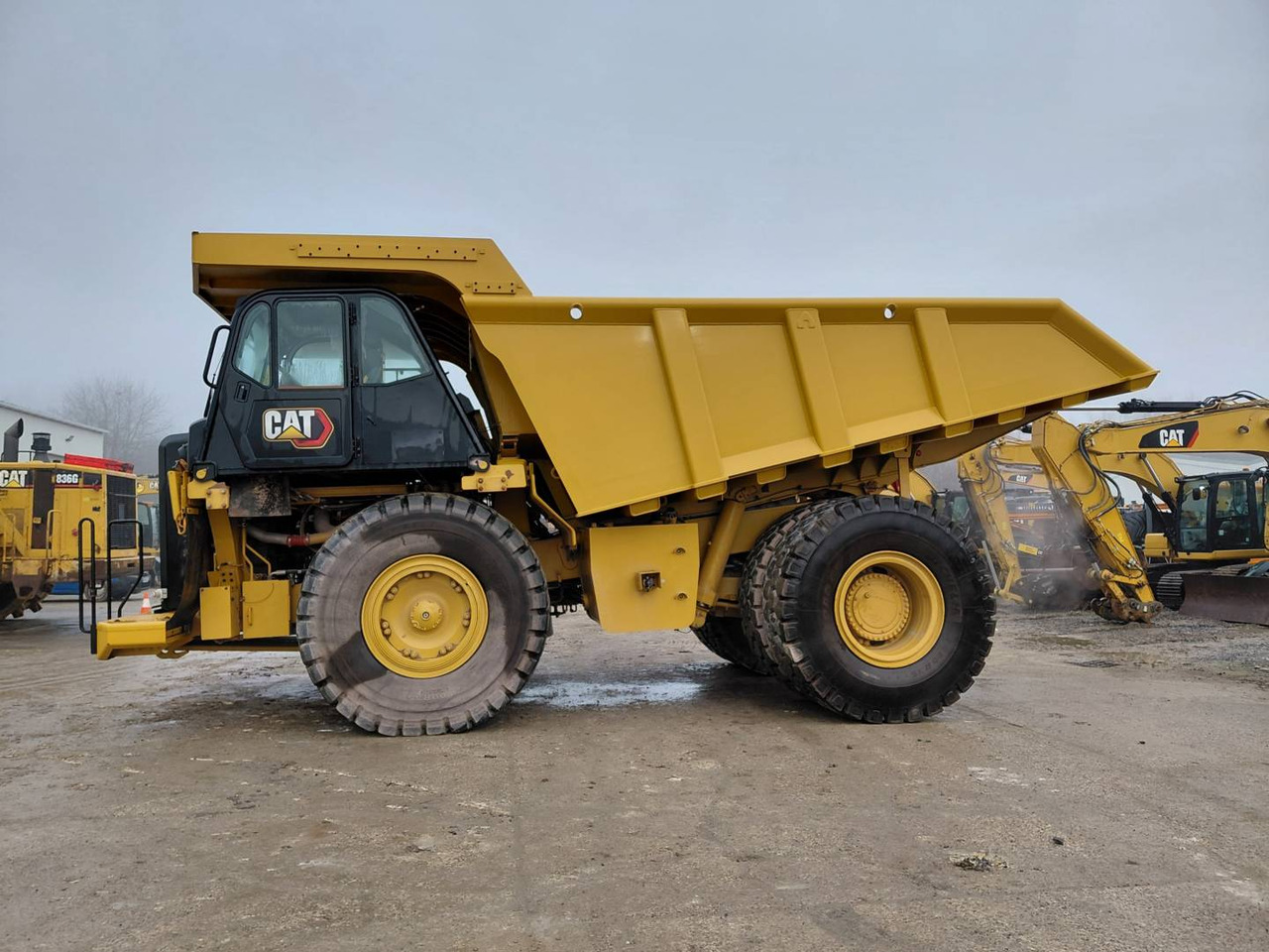 CAT 775G - Rigid dumper/ Rock truck: picture 1 CAT 775G - Rigid dumper/ Rock truck: picture 1