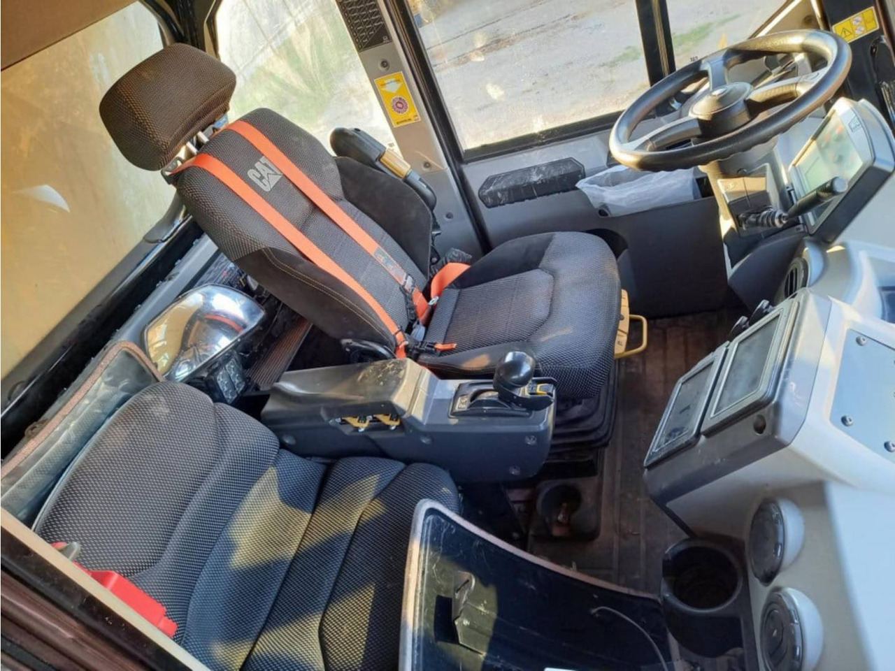 CAT 775G - Rigid dumper/ Rock truck: picture 5 CAT 775G - Rigid dumper/ Rock truck: picture 5