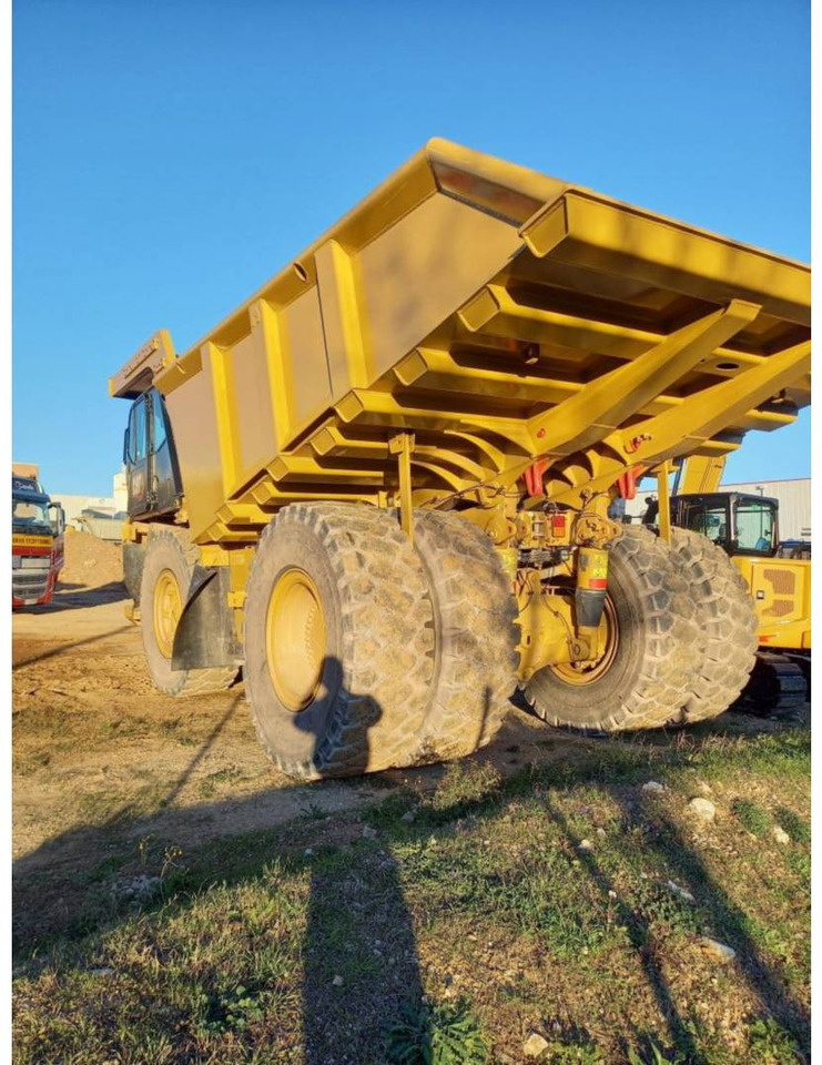 CAT 775G - Rigid dumper/ Rock truck: picture 3 CAT 775G - Rigid dumper/ Rock truck: picture 3