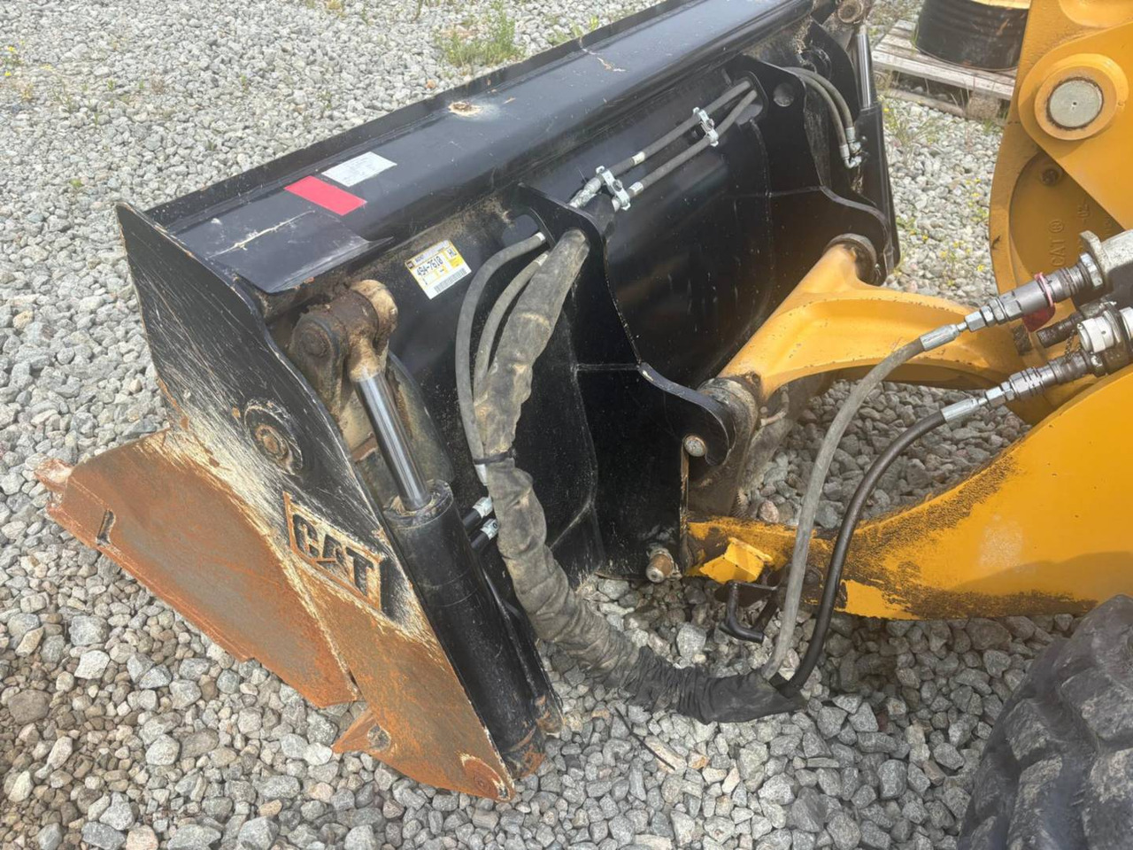 Wheel loader CAT 908: picture 15