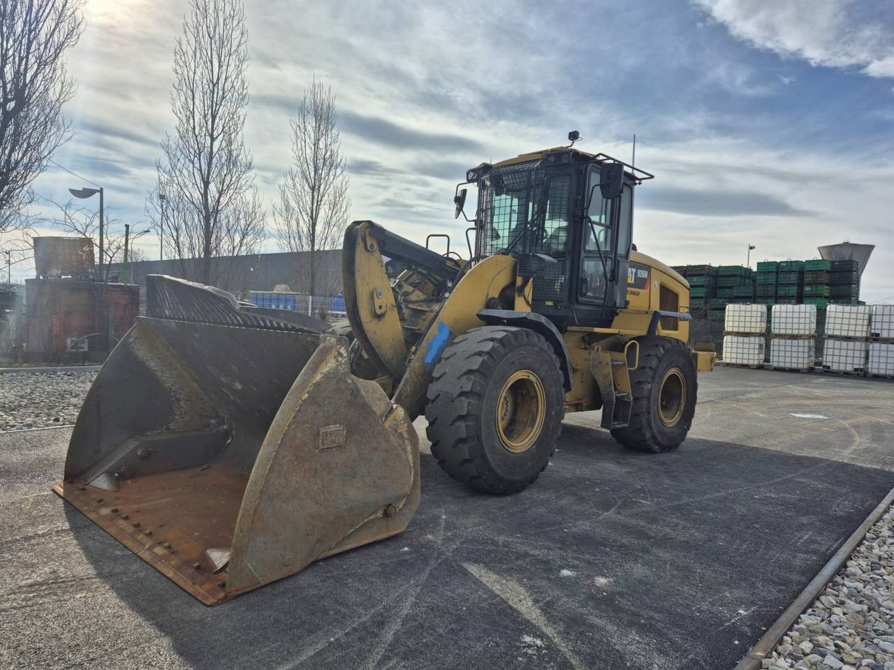 CAT 926M - Wheel loader: picture 2 CAT 926M - Wheel loader: picture 2