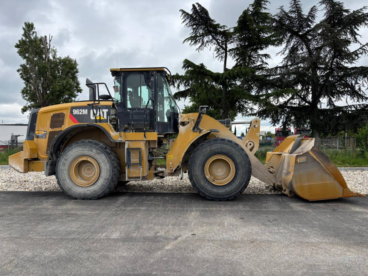 Wheel loader CAT 962M: picture 10