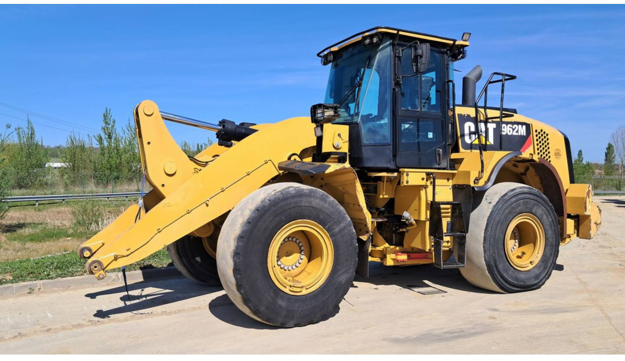 CAT 962M - Wheel loader: picture 1 CAT 962M - Wheel loader: picture 1