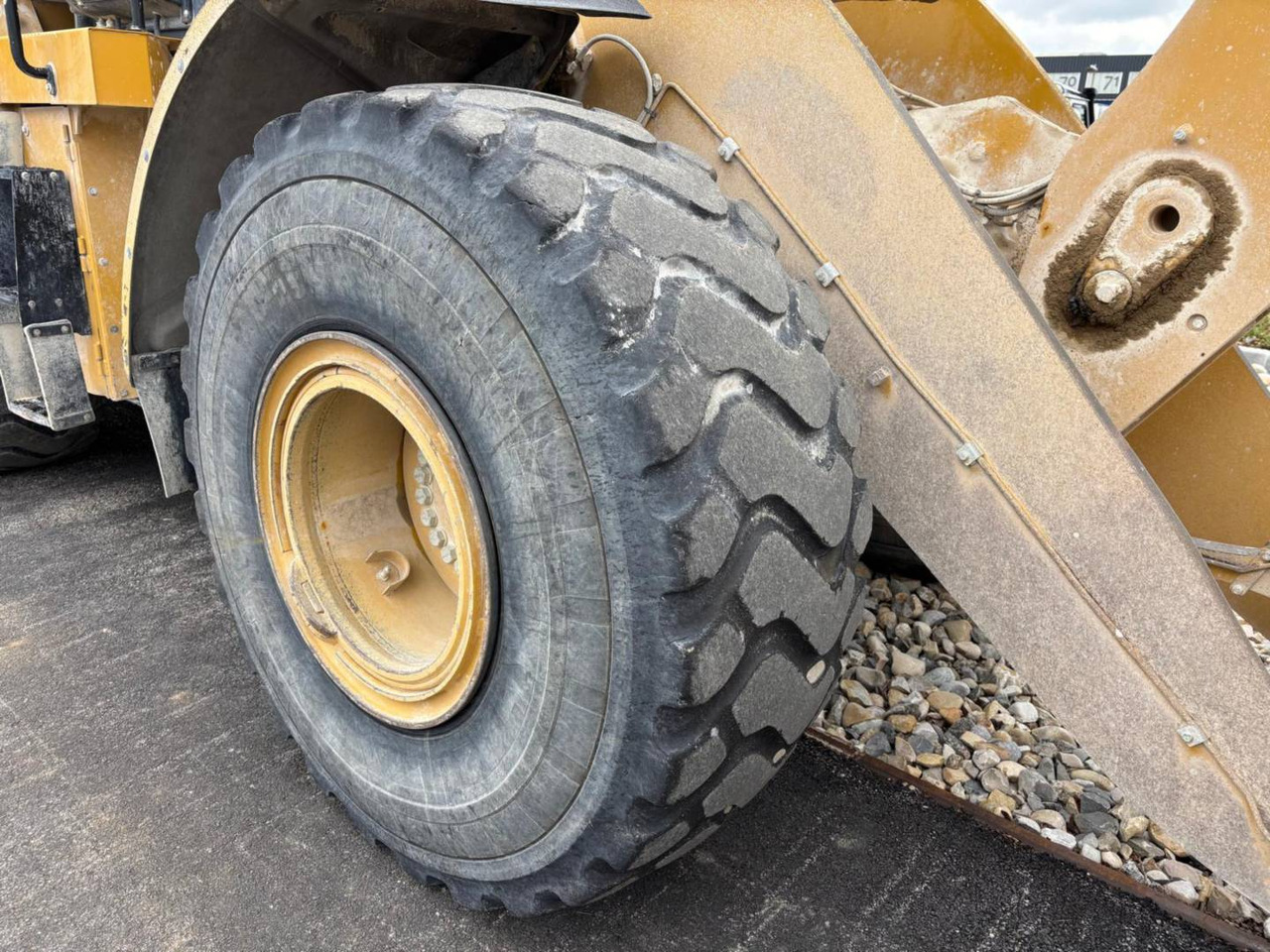 Wheel loader CAT 962M: picture 13