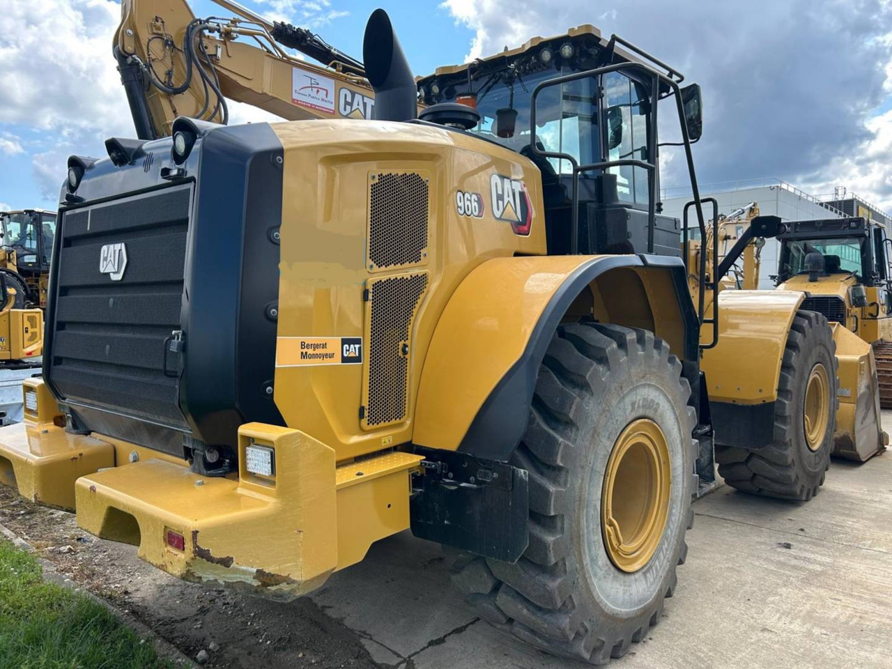 CAT 966 - Wheel loader: picture 3 CAT 966 - Wheel loader: picture 3
