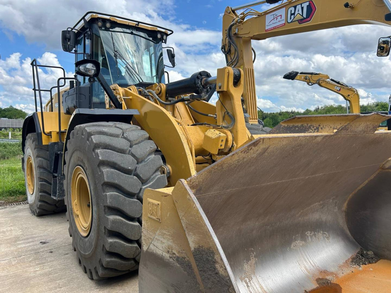 CAT 966 - Wheel loader: picture 2 CAT 966 - Wheel loader: picture 2