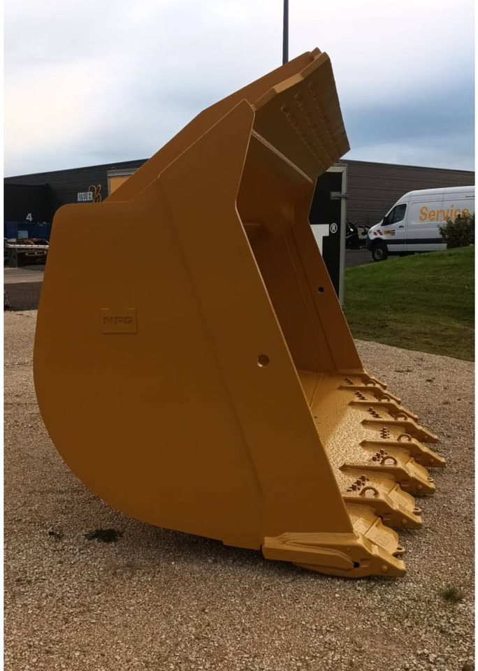 CAT 990/H/K/9600L/4610MM:GODET - Bucket: picture 3 CAT 990/H/K/9600L/4610MM:GODET - Bucket: picture 3
