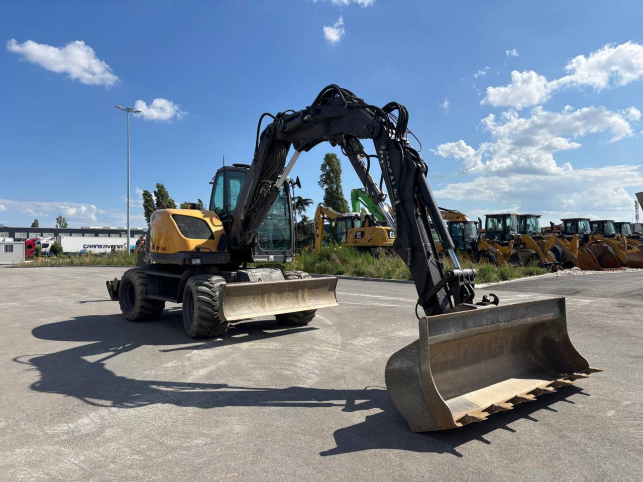MECALAC 714MW - Wheel excavator: picture 2 MECALAC 714MW - Wheel excavator: picture 2