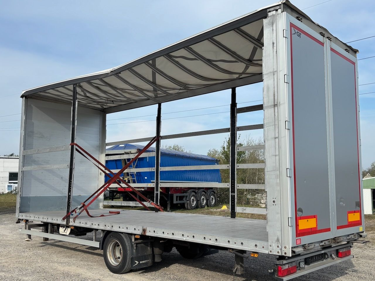 Gniotpol 1achs Jumbo/Pritschenanhänger - Curtainsider trailer: picture 4 Gniotpol 1achs Jumbo/Pritschenanhänger - Curtainsider trailer: picture 4
