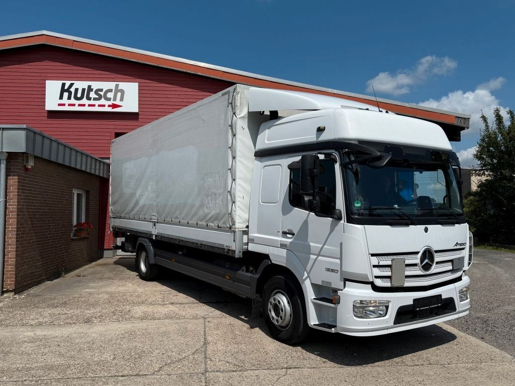 Mercedes-Benz Atego 1530L gr. Fhs. Pritsche / Plane + LBW - Curtain side truck: picture 2 Mercedes-Benz Atego 1530L gr. Fhs. Pritsche / Plane + LBW - Curtain side truck: picture 2