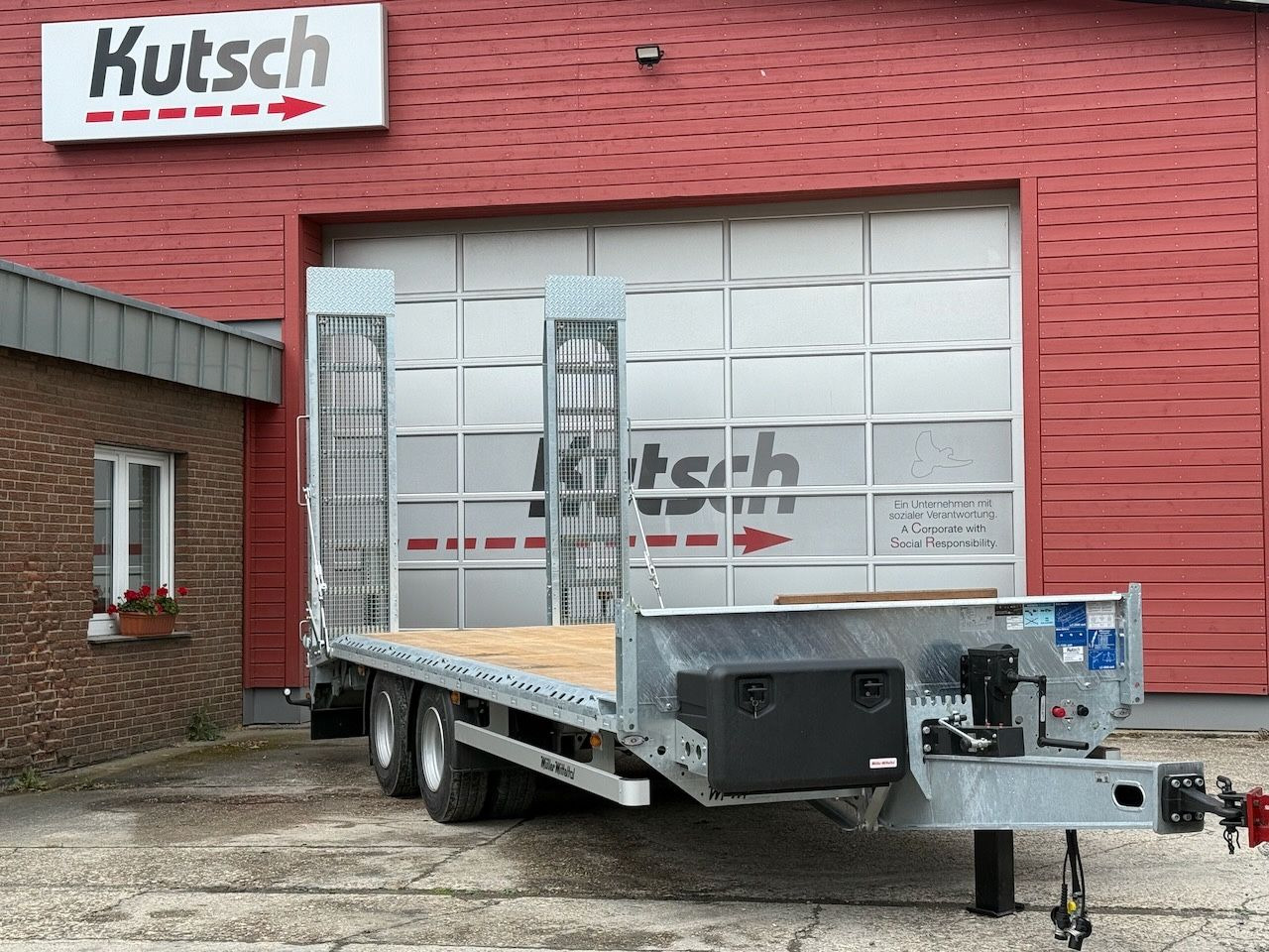 Müller-Mitteltal ETÜTAR 14,4 Tieflader, LED, Runduml. RDÜ - Dropside/ Flatbed trailer: picture 4 Müller-Mitteltal ETÜTAR 14,4 Tieflader, LED, Runduml. RDÜ - Dropside/ Flatbed trailer: picture 4