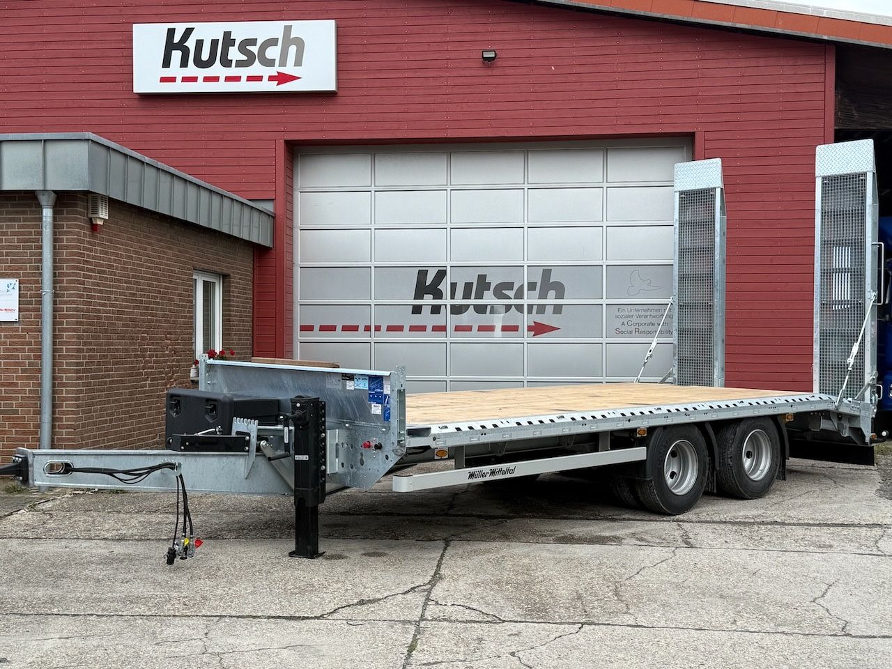 Müller-Mitteltal ETÜTAR 14,4 Tieflader, LED, Runduml. RDÜ - Dropside/ Flatbed trailer: picture 5 Müller-Mitteltal ETÜTAR 14,4 Tieflader, LED, Runduml. RDÜ - Dropside/ Flatbed trailer: picture 5