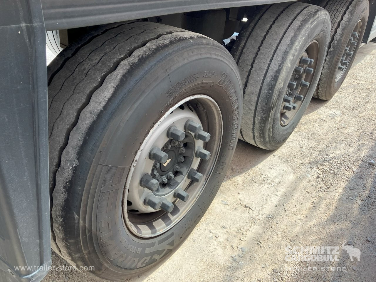 SCHMITZ Semiremolque Frigo Standard - Isothermal semi-trailer: picture 2 SCHMITZ Semiremolque Frigo Standard - Isothermal semi-trailer: picture 2