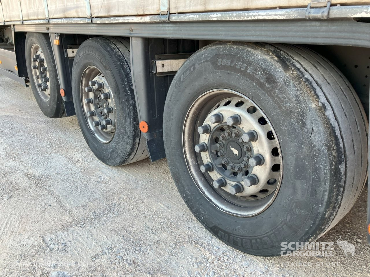 SCHMITZ Semiremolque Lona Standard - Curtainsider semi-trailer: picture 2 SCHMITZ Semiremolque Lona Standard - Curtainsider semi-trailer: picture 2