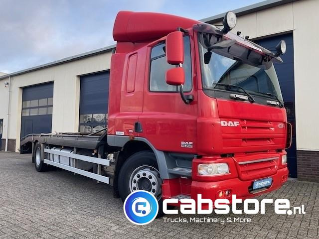 DAF CF 75.250 4x2 Euro 5 4x2 Oprijwagen - Bouwjaar 2007 - Handgeschakeld - Km 664.900 - APK tot 02-2026 - Machine transporter - Dropside/ Flatbed truck: picture 1 DAF CF 75.250 4x2 Euro 5 4x2 Oprijwagen - Bouwjaar 2007 - Handgeschakeld - Km 664.900 - APK tot 02-2026 - Machine transporter - Dropside/ Flatbed truck: picture 1
