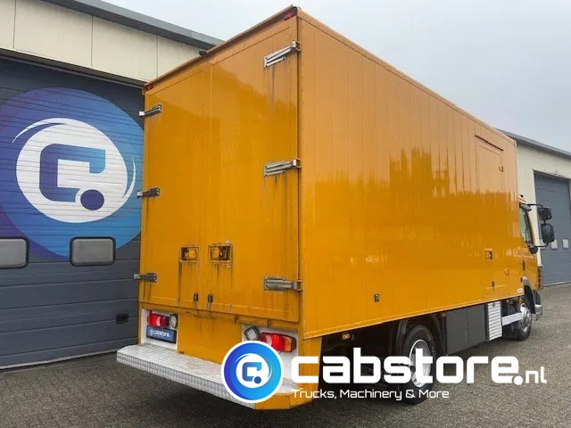 DAF LF 45.160 4x2 Euro 5 EEV - Year 2008 - Mobiele werkplaats - Bakwagen - Closed box - Km 268.123 - Box truck: picture 4 DAF LF 45.160 4x2 Euro 5 EEV - Year 2008 - Mobiele werkplaats - Bakwagen - Closed box - Km 268.123 - Box truck: picture 4
