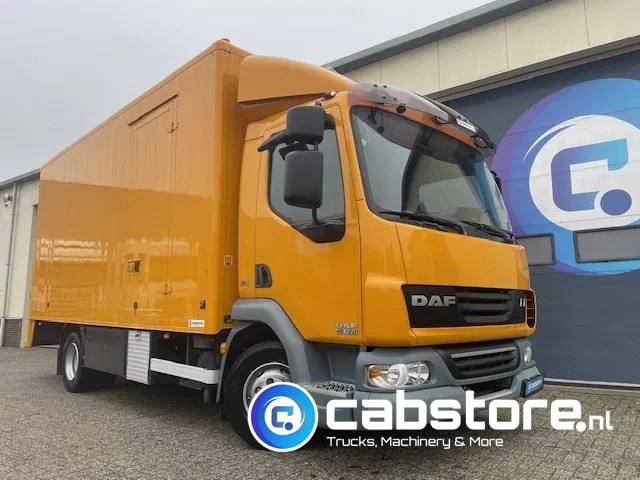 DAF LF 45.160 4x2 Euro 5 EEV - Year 2008 - Mobiele werkplaats - Bakwagen - Closed box - Km 268.123 - Box truck: picture 1 DAF LF 45.160 4x2 Euro 5 EEV - Year 2008 - Mobiele werkplaats - Bakwagen - Closed box - Km 268.123 - Box truck: picture 1