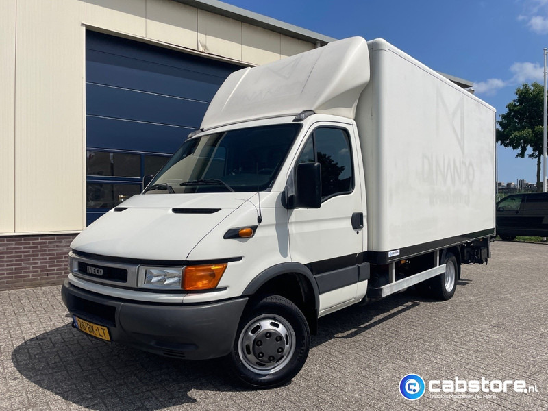 Iveco 40C 40C12 EURO 3 4x2 Bakwagen Euro 3 - Bouwjaar 2003 - APK tot 10-05-2026 -Handgeschakelde versnellingsbak - Closed box van: picture 2 Iveco 40C 40C12 EURO 3 4x2 Bakwagen Euro 3 - Bouwjaar 2003 - APK tot 10-05-2026 -Handgeschakelde versnellingsbak - Closed box van: picture 2