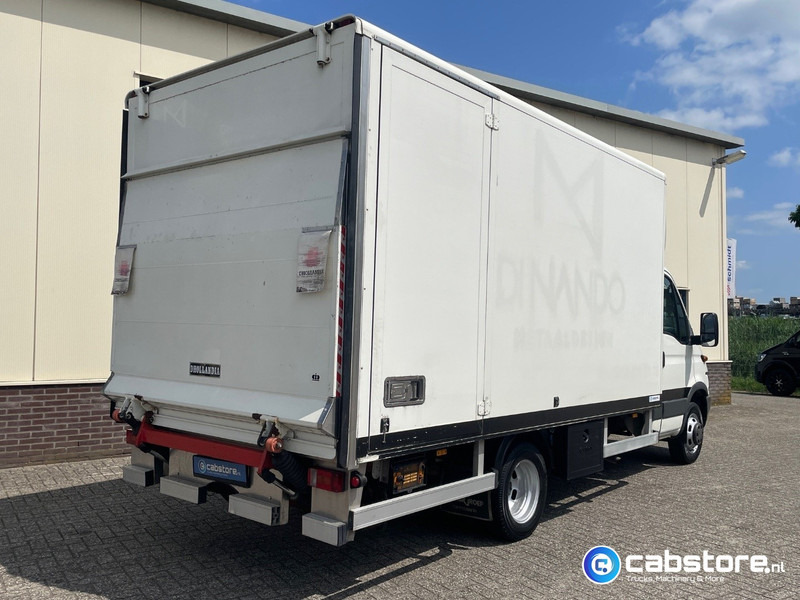 Iveco 40C 40C12 EURO 3 4x2 Bakwagen Euro 3 - Bouwjaar 2003 - APK tot 10-05-2026 -Handgeschakelde versnellingsbak - Closed box van: picture 3 Iveco 40C 40C12 EURO 3 4x2 Bakwagen Euro 3 - Bouwjaar 2003 - APK tot 10-05-2026 -Handgeschakelde versnellingsbak - Closed box van: picture 3
