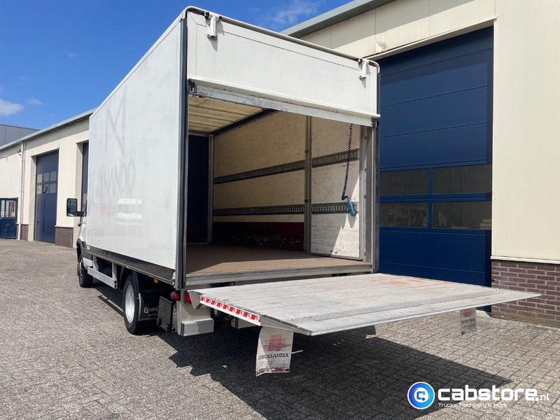 Iveco 40C12 Daily 4x2 Bakwagen Euro 3 - Bouwjaar 2003 - APK tot 10-05-2026 -Handgeschakelde versnellingsbak - Closed box van: picture 4 Iveco 40C12 Daily 4x2 Bakwagen Euro 3 - Bouwjaar 2003 - APK tot 10-05-2026 -Handgeschakelde versnellingsbak - Closed box van: picture 4