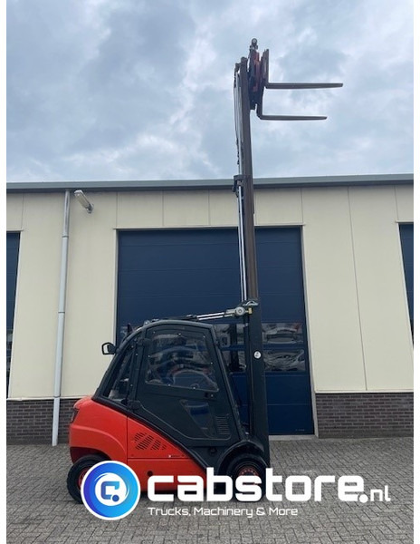 Diesel forklift Linde H25D Forklift  - Heftruck - Bouwjaar 2011 - Roterende vorkenklem - Freelift - Lifthoogte 480 cm: picture 6