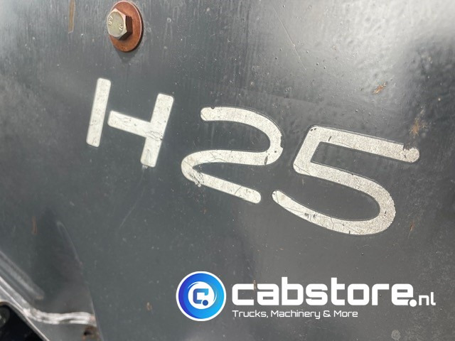 Diesel forklift Linde H25D Forklift  - Heftruck - Bouwjaar 2011 - Roterende vorkenklem - Freelift - Lifthoogte 480 cm: picture 15