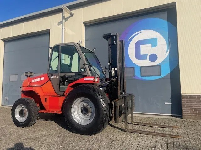 Manitou M 30-4 E2 4X4 Ruwterrein heftruck - Offroad forklift - Year 2007 - Hours 8046 - NL Machine + NL kenteken - Rough terrain forklift: picture 2 Manitou M 30-4 E2 4X4 Ruwterrein heftruck - Offroad forklift - Year 2007 - Hours 8046 - NL Machine + NL kenteken - Rough terrain forklift: picture 2