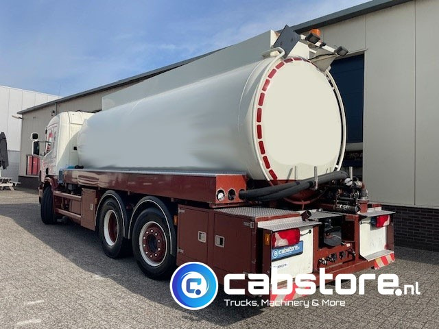 Scania P 380 B 6X2*4 HNA - RETARDER - Tankwagen olie - Olietank - ADR - 16.920 liter - Bouwjaar 2007 - Km 881.924 - Tanker truck: picture 3 Scania P 380 B 6X2*4 HNA - RETARDER - Tankwagen olie - Olietank - ADR - 16.920 liter - Bouwjaar 2007 - Km 881.924 - Tanker truck: picture 3