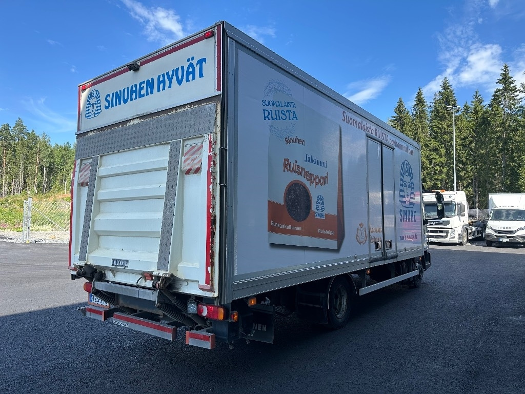 Iveco Eurocargo 80E19 - Box truck: picture 3 Iveco Eurocargo 80E19 - Box truck: picture 3