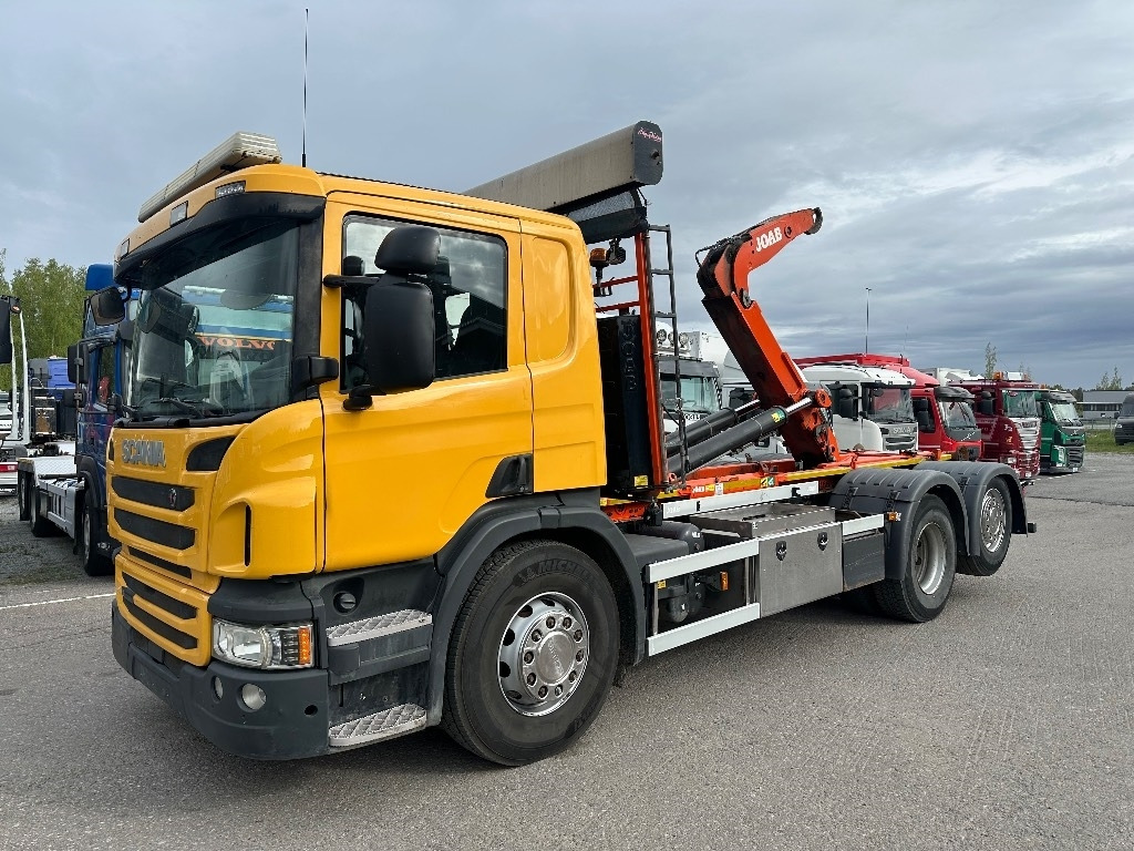 Scania P370 6x2*4 - Hook lift truck: picture 1 Scania P370 6x2*4 - Hook lift truck: picture 1