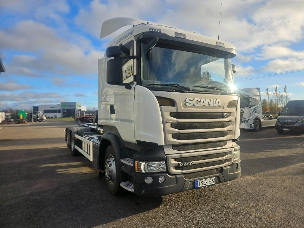 Scania R 450 6x2*4 - Hook lift truck: picture 2 Scania R 450 6x2*4 - Hook lift truck: picture 2