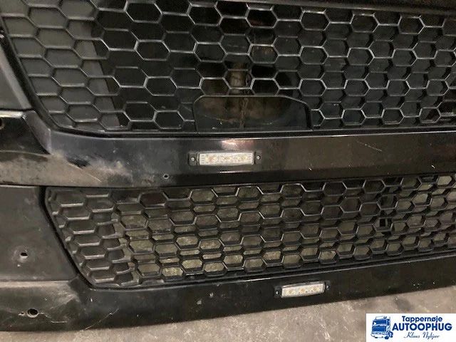Scania R Front grille panel - Body and exterior for Truck: picture 5 Scania R Front grille panel - Body and exterior for Truck: picture 5