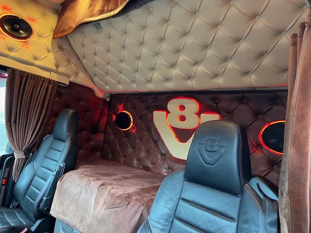 Tractor unit Scania R650 6X2 3150. Retarder. Hydraulic: picture 12