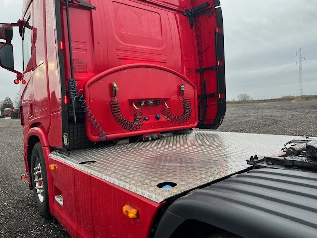 Tractor unit Scania R650 6X2 3150. Retarder. Hydraulic: picture 8