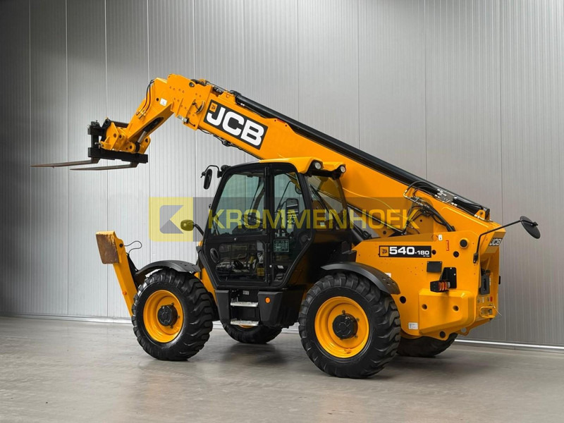JCB 540V-180 - Telescopic handler: picture 3 JCB 540V-180 - Telescopic handler: picture 3