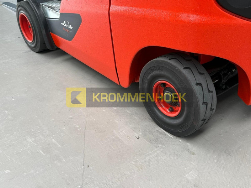 LPG forklift Linde H 20 T: picture 11